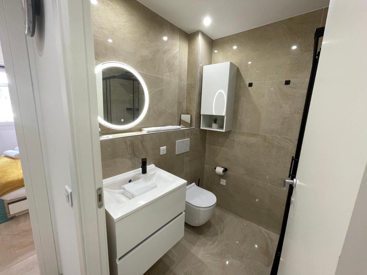 Superbe Idealement Situe A Apartment